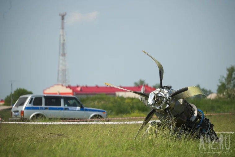 Фото: Крушение самолёта на Танае 25