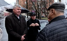 Мэр Междуреченска рассказал о ремонте сгоревшей крыши жилого дома