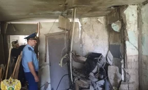 В Амурской области взрыв водонагревателя в доме повредил 10 квартир, один человек погиб