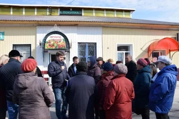 Фото: В Гурьевске ко Дню шахтёра реконструируют популярный Сельский рынок 1