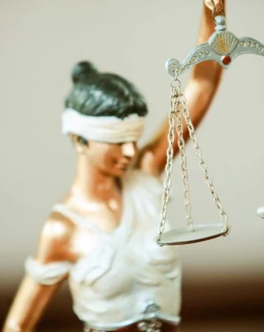 Заведующая детсадом в Кузбассе похитила из бюджета более 1 миллиона рублей