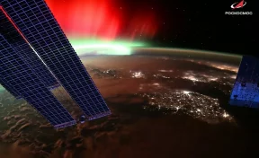 Жители России делятся кадрами полярного сияния: заметили его и разных городах Кузбасса