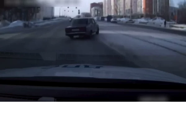 В Кемерове подросток устроил погоню в попытке скрыться от полицейских