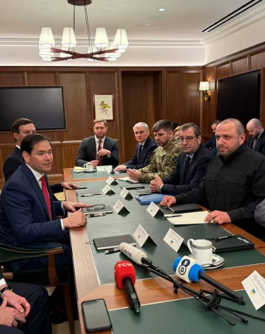 В Майами начались переговоры Украины и США