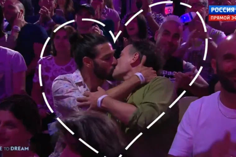 Фото: «Позорище»: российский телеканал раскритиковали за показ целующихся геев на Евровидении  2