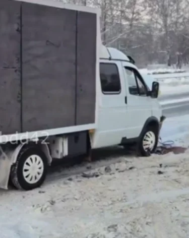 В Кемерове госавтоинспекторы спасли замерзающего после ДТП водителя