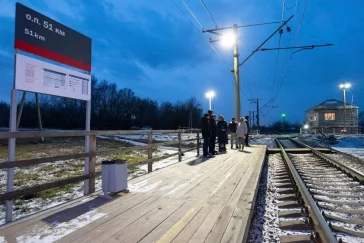 Фото: Дмитрий Анисимов: на остановках электрички Кемерово — Берёзовский усилили освещение 2