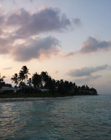 В Таиланде судно с туристами получило повреждение корпуса в открытом море