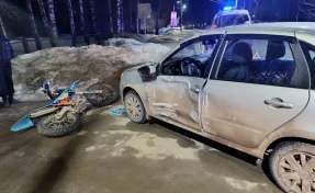 В Костромской области в ДТП с мотоциклом пострадали 2 подростка