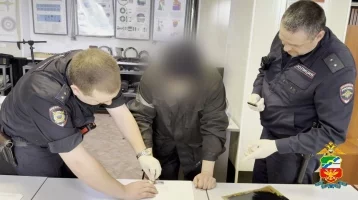 Фото: В Кемерове оштрафовали нелегальных мигрантов, работающих на железной дороге 1