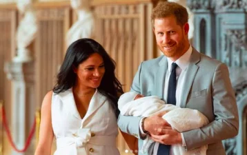 Фото: Принц Гарри и Меган Маркл сообщили, что ждут второго ребёнка 1