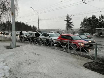 Фото: В центре Кемерова столкнулись четыре автомобиля 1