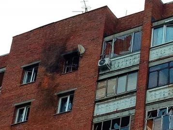 Фото: В Курске беспилотник взорвался после столкновения с жилым домом 1