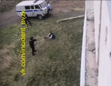 Фото: Стрельба в Новокузнецке попала на видео 1