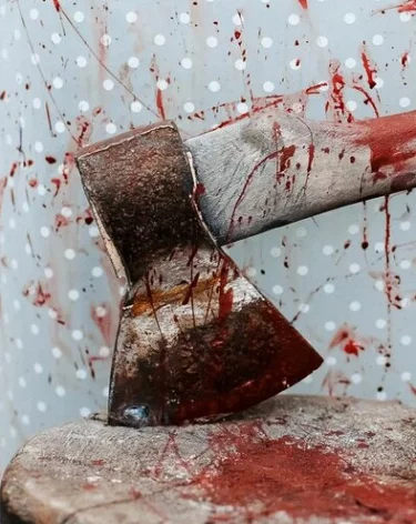 Вышел на свободу серийный убийца, зарубивший топором 5 человек: его видели спящим на улице