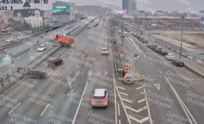 В Москве при столкновении 6 автомобилей пострадали 3 человека