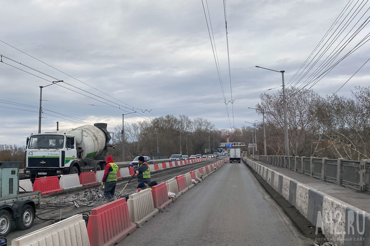 14 июня перекроют крайнюю полосу Запсибовского моста в Новокузнецке и откроют центральные