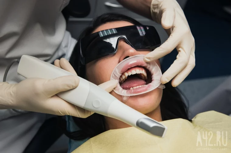 Фото: Восстановить утраченный зуб без мучений: стоматолог «Улыбки» рассказал об имплантации 7