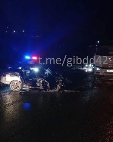 В Шерегеше в ДТП с грузовиком погиб 17-летний подросток