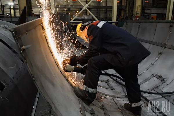 Эксперты: в Кузбассе зарплату выше 100 тысяч рублей предлагают работникам 47 профессий