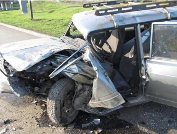 Фото: В Кузбассе женщина под психотропным веществом села за руль и столкнулась со встречным автомобилем: один человек погиб 1