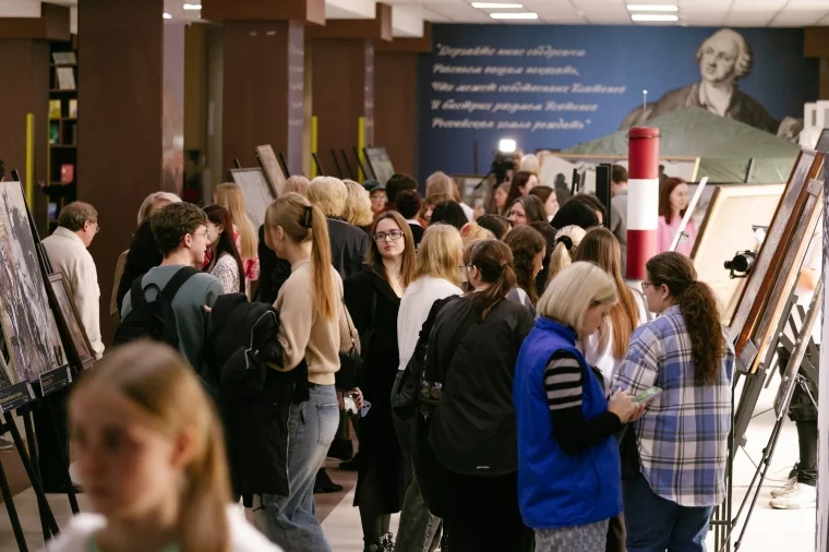 Фото: «Кемеровские переДВИЖники 2: видеть, чувствовать, помнить», или как 10 000 студентов погрузились во времена тылового города 1