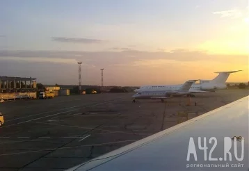 Фото: Минтранс советует пассажирам сдавать билеты авиакомпании «ВИМ-Авиа» 1