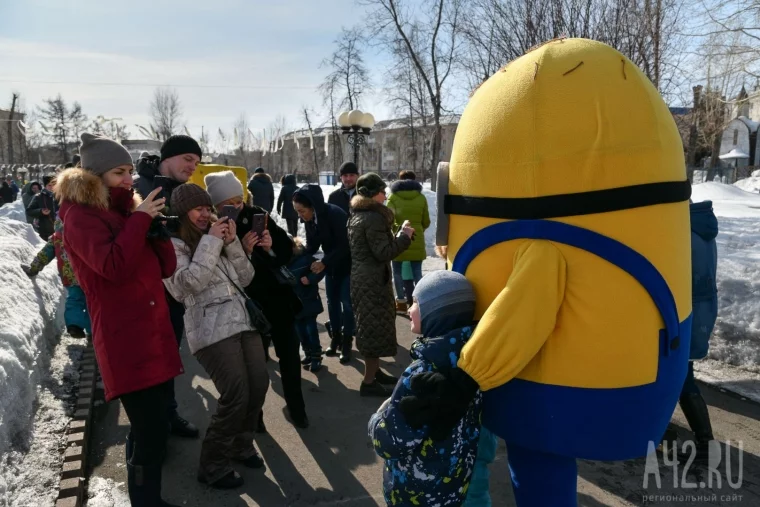 Фото: «Широкая Масленица»: как в Кемерове проводили зиму 36