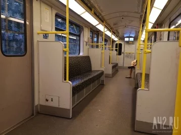 Фото: «Беременна, в шоке»: стали известны подробности о женщине, попавшей под поезд в метро в Екатеринбурге 1