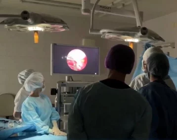 Фото: В Кемерове хирурги провели операцию новорождённому и реконструировали его пищевод  1