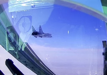 Фото: Минобороны опубликовало видео учебного боя истребителей МиГ-31 в ближнем космосе 1