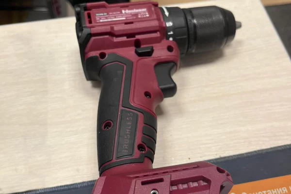 Кемеровчанин попытался вынести из гипермаркета электродрель