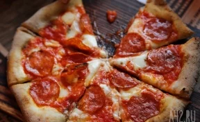 Гипертоников предупредили, что замороженная пицца может вызвать резкий скачок давления