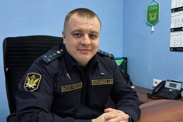 Сотрудник ГУФССП по Кузбассу помог мужчине во время приступа эпилепсии