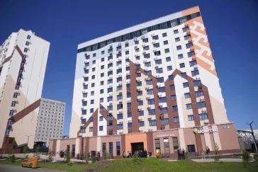 Фото: Илья Середюк и Анатолий Серышев оценили ход строительства объектов в Шерегеше 2