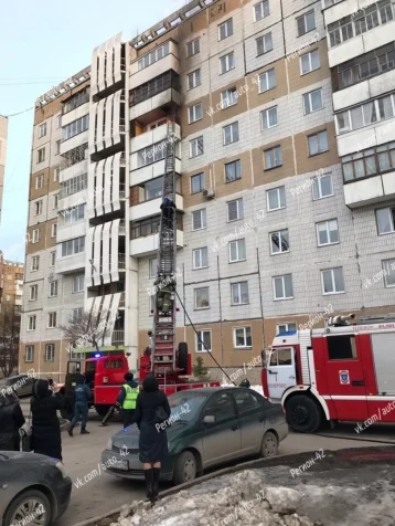 Фото: В Кемерове произошёл пожар в многоэтажке 1