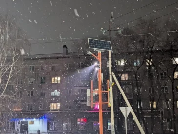 Фото: В Кузбассе установили проекционный пешеходный переход 1