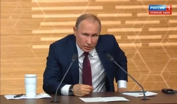 Фото: Путин допустил отмену оговорки о «двух сроках подряд» в Конституции 1