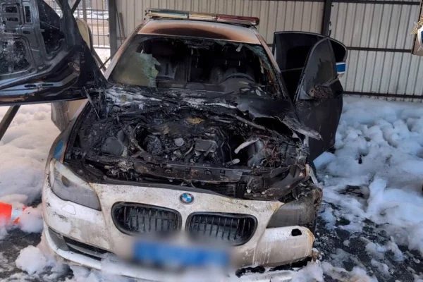 В Санкт-Петербурге 15-летний иностранец поджёг полицейский автомобиль