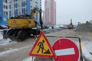 Фото: В Кемерове на улице Мичурина начали укладывать ливневую канализацию 5