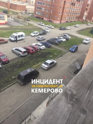 Фото: Пользователи соцсетей сообщили о двойном убийстве в Кемерове 1