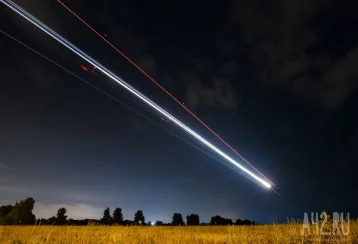 Фото: Неизвестные летящие друг за другом объекты в небе напугали жительницу Кузбасса 1