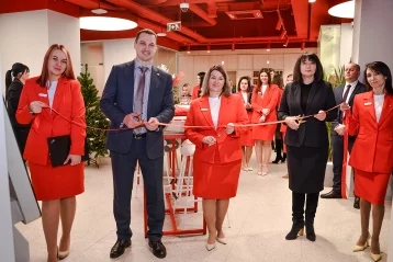 Фото: Альфа-Банк открыл новый офис в Новокузнецке без очереди и бумаги 1