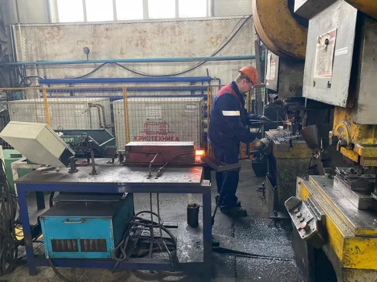 Фото: Кузбасский производитель горно-шахтного оборудования повысил зарплаты сотрудникам на 15% благодаря нацпроекту 2