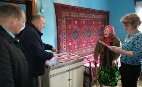 В Кузбассе труженику тыла вручили сертификат на квартиру