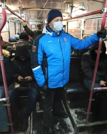Фото: Замгубернатора Кузбасса: в Новокузнецке не все пассажиры платят за проезд 1