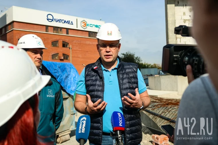 Фото: В Кемерове строительство 18-этажной гостиницы «Театральная» завершат в конце 2026 года 5