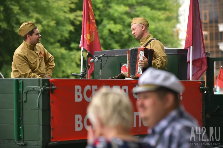 Фото: 75 лет Победы: праздничные мероприятия в Кемерове 45