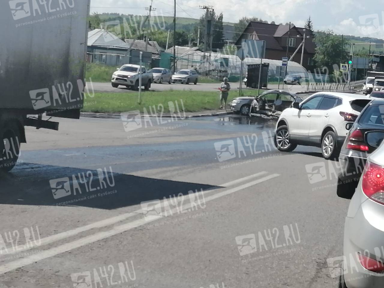 В Новокузнецке произошло серьёзное ДТП: образовалась длинная пробка