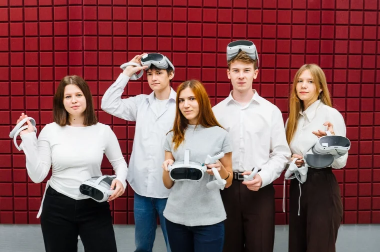 Фото: Виртуальные миры и технологии будущего: КузГТУ открыл лабораторию VR и запускает новую программу по биоинженерии 1